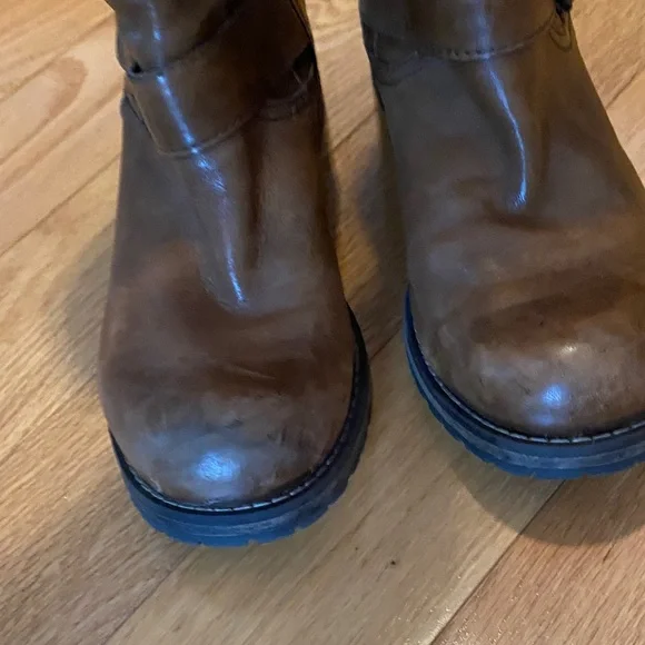 Clarks Brown Leather Boots - Picture 5 of 7